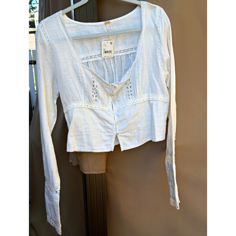 Free People Womens M White Eyelet Lace Button Front Cropped V-Neck Blouse
